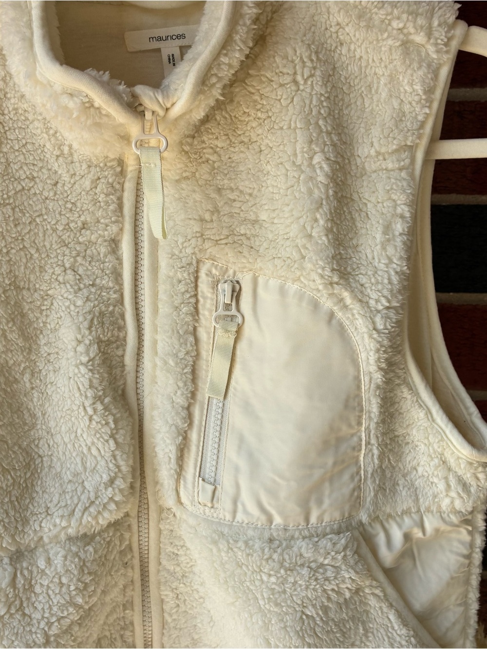 Sherpa Vest Faux Fur Fleece Cream Women's Medium Teddy Pockets
Cabin Cozy - Picture 2 of 6